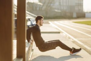 Read more about the article Testosterone(테스토스테론) 검사 남성 호르몬 수치 해석과 갱년기 진단