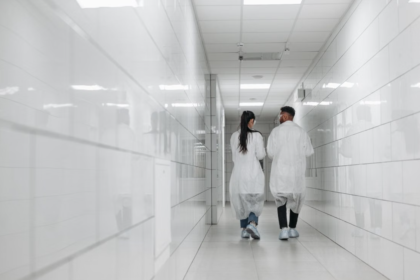 Read more about the article Acetone (아세톤) 검사 유기용제 노출 지표 및 특수건강진단 판독 노하우
